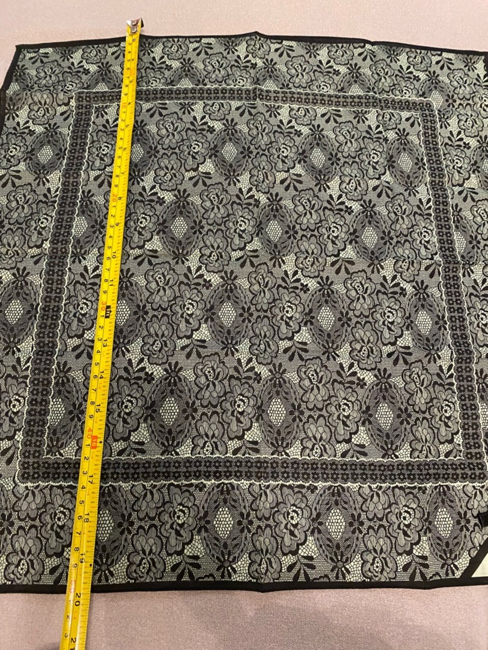 Anna Sui Small Scarf, Got From Japan, Never Been Used - Picture 4 of 4